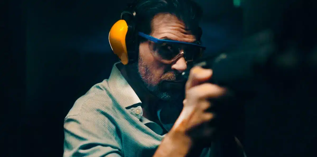 Training Man during weapons training